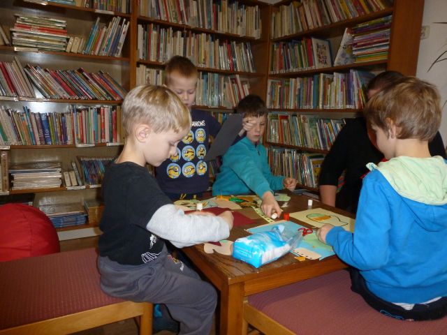 Mš v knihovně (2)